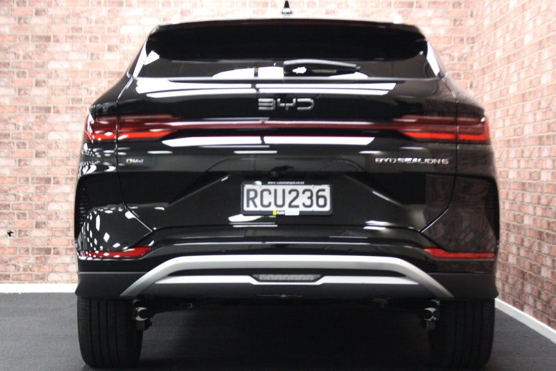 2025 BYD Sealion 6 Dynamic image 5