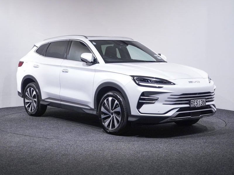 2025 BYD Sealion 6 Dynamic Extended PHEV image 1