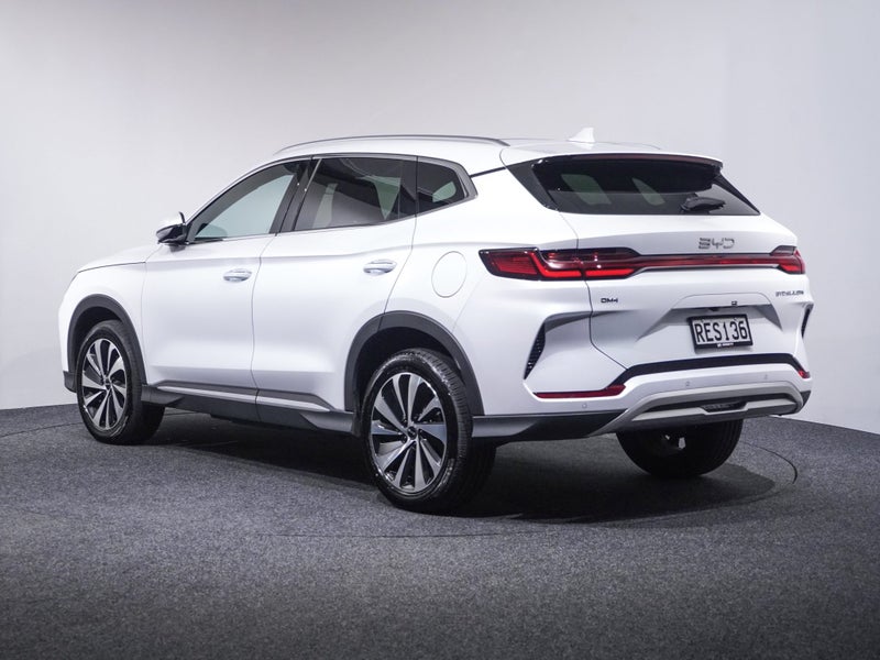 2025 BYD Sealion 6 Dynamic Extended PHEV image 2