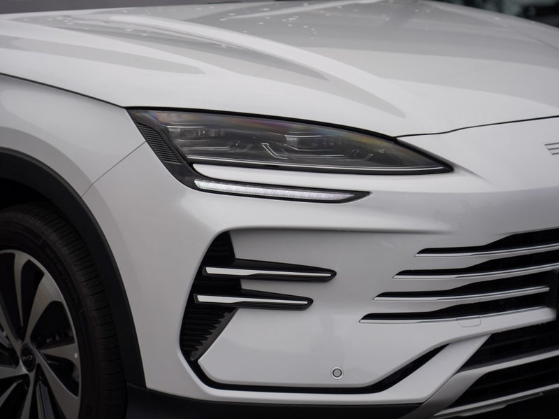 2025 BYD Sealion 6 Dynamic Extended PHEV image 3