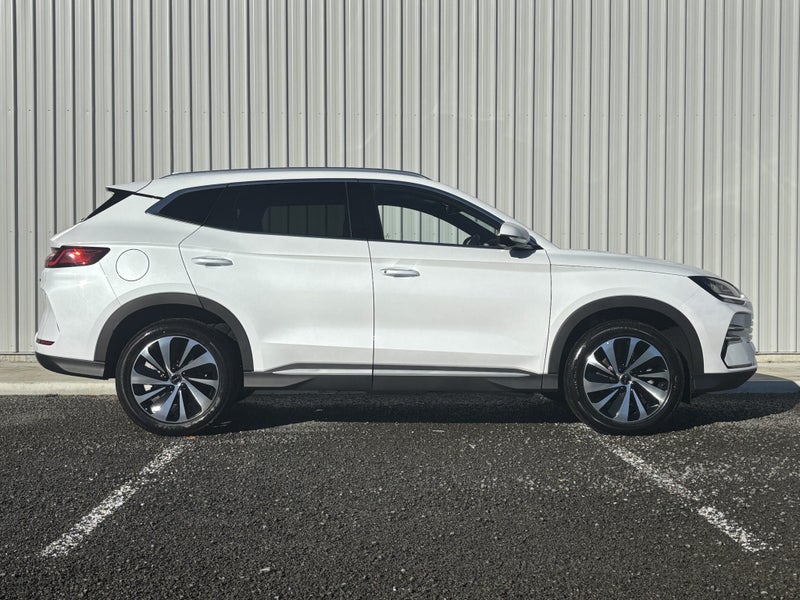 2025 BYD Sealion 6 Dynamic Extended Range! image 2