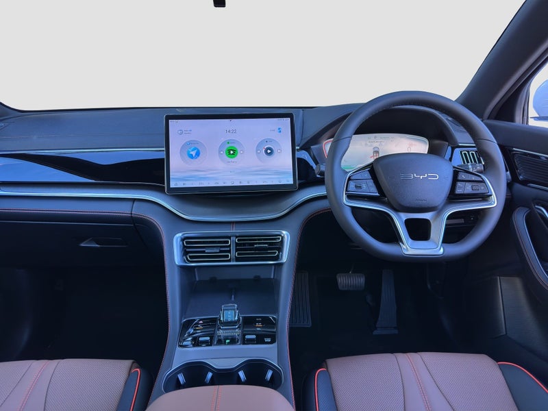 2025 BYD Sealion 6 ESSENTIAL PHEV image 3