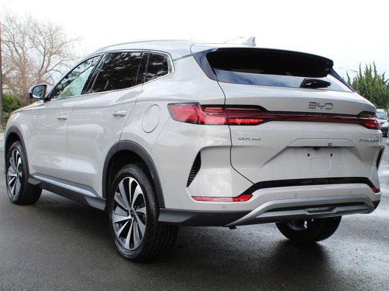 2025 BYD Sealion 6 Premium image 4
