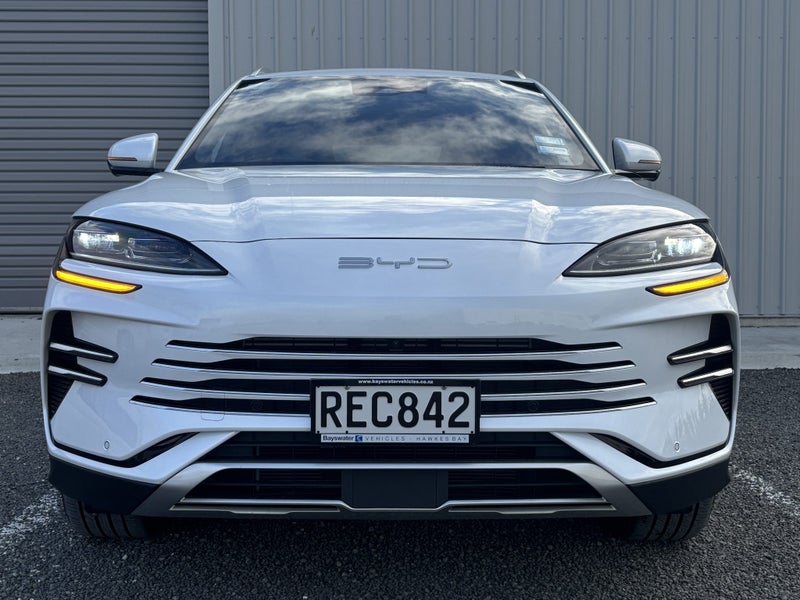 2025 BYD Sealion 6 Premium AWD image 4