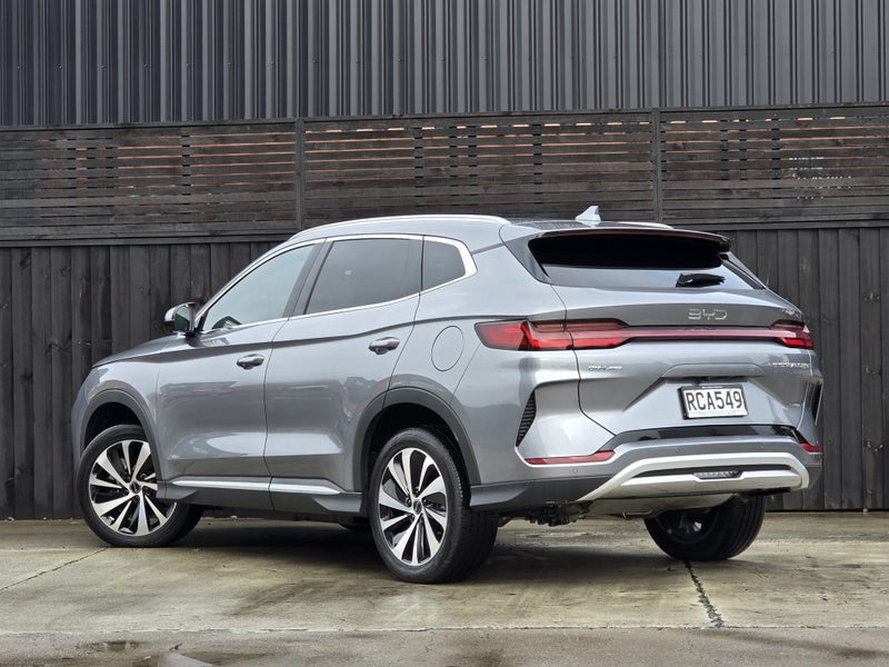 2025 BYD Sealion 6 Premium AWD image 4