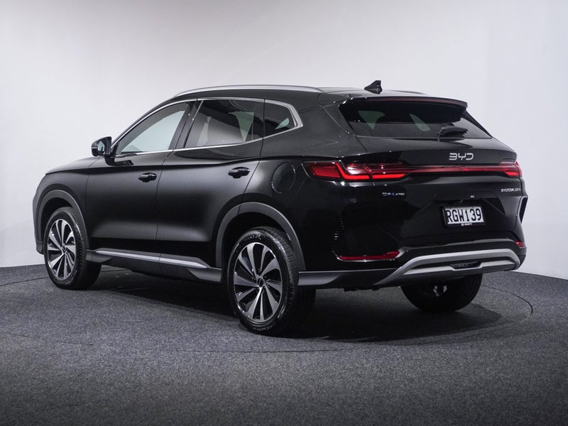 2025 BYD Sealion 6 Premium AWD PHEV image 2