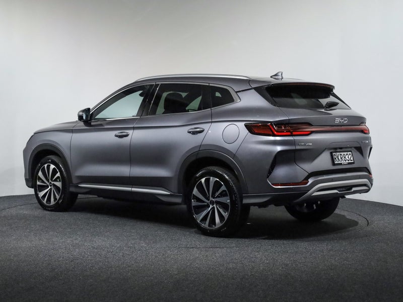 2025 BYD Sealion 6 Premium AWD PHEV image 2