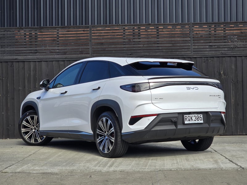 2025 BYD Sealion 7 Performance image 4