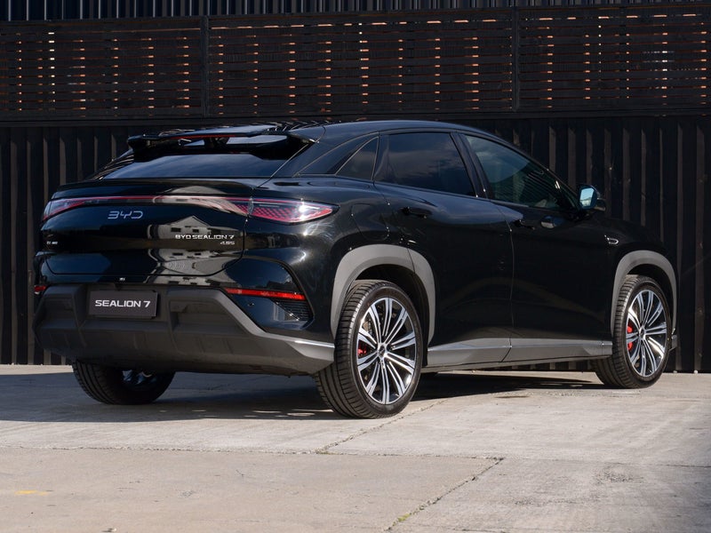 2025 BYD Sealion 7 Performance image 3