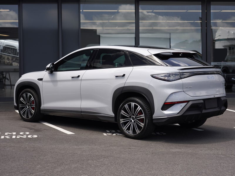 2025 BYD Sealion 7 Performance AWD EV 5Dr Wagon image 2