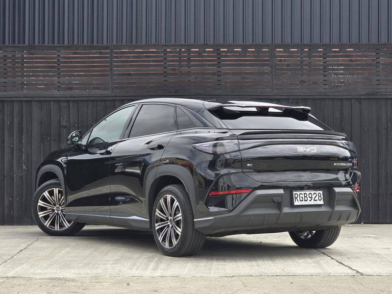 2025 BYD Sealion 7 Premium image 4