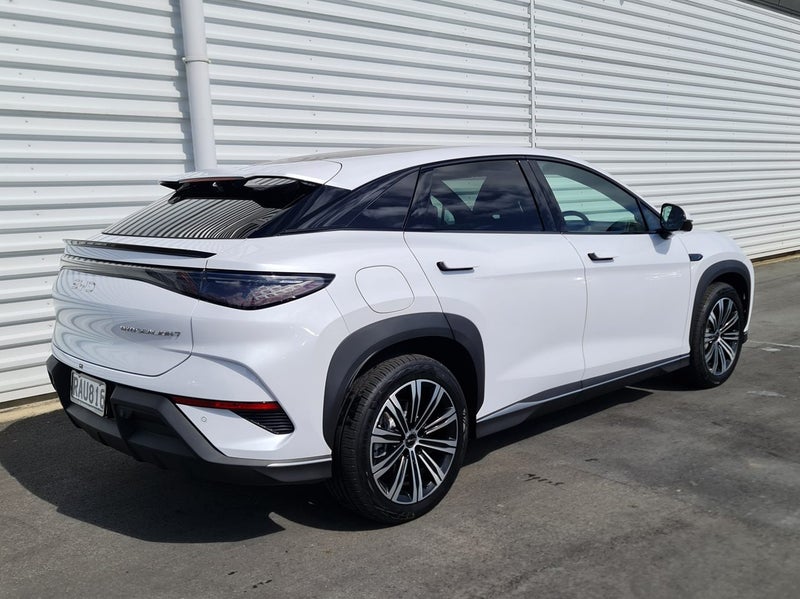 2025 BYD Sealion 7 Premium 2WD EV image 4