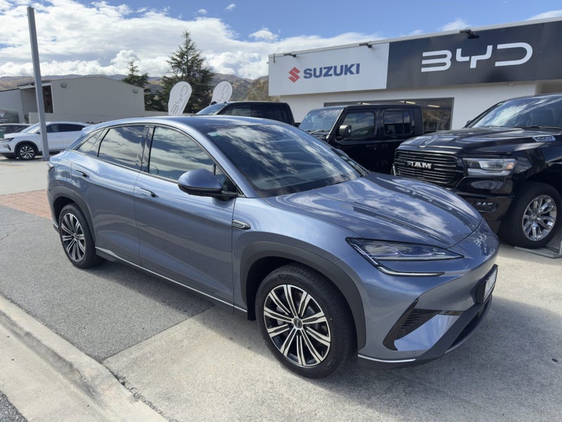 2025 BYD Sealion 7 Premium 2WD EV image 2