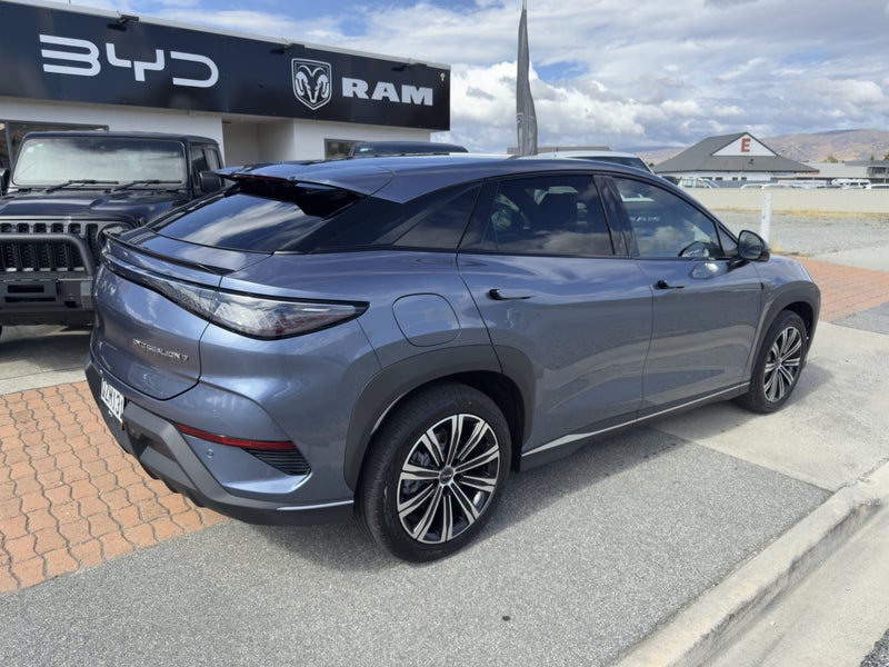 2025 BYD Sealion 7 Premium 2WD EV image 4