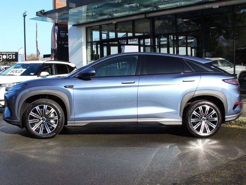 2025 BYD Sealion 7 Premium 2WD SUV image 3