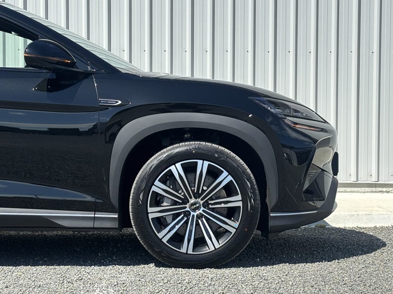 2025 BYD Sealion 7 Premium EV image 3