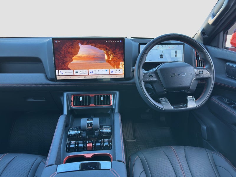 2025 BYD Shark 6 4WD PHEV UTE image 3