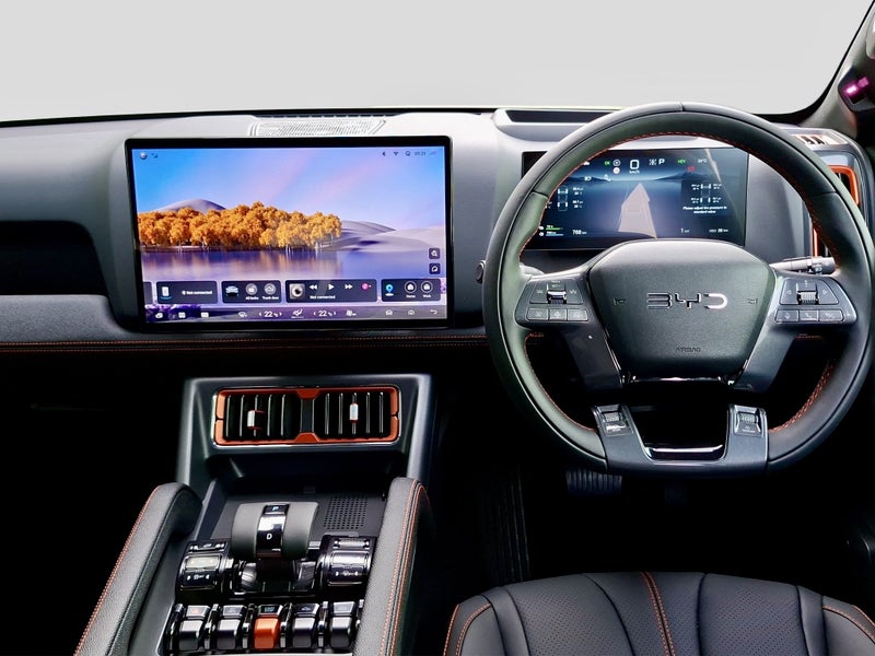 2025 BYD Shark 6 4WD PHEV UTE image 3