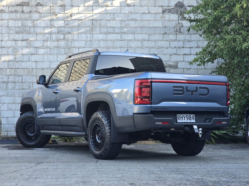 2025 BYD Shark 6 Premium image 4