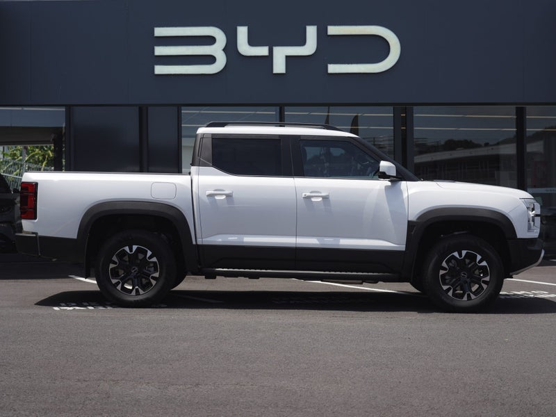 2025 BYD Shark 6 Premium AWD 1.5PT PHEV 4Dr Ute image 3