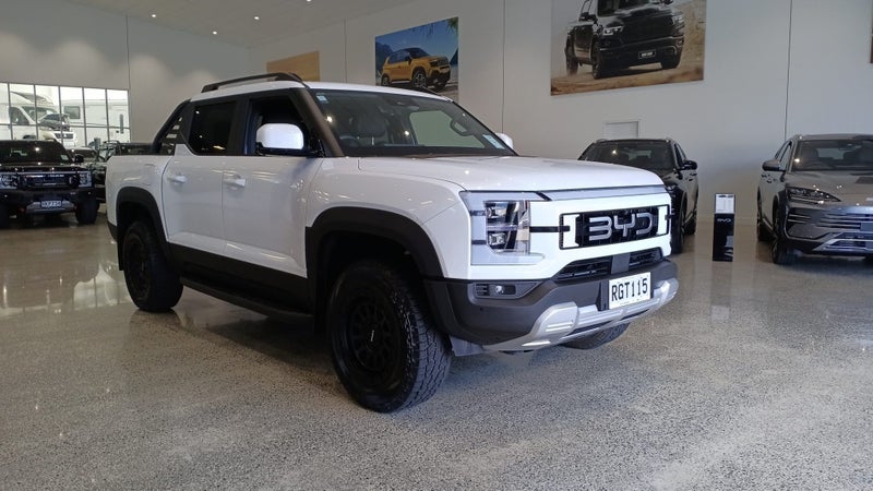 2025 BYD Shark 6 Premium Phev Awd Ute image 1