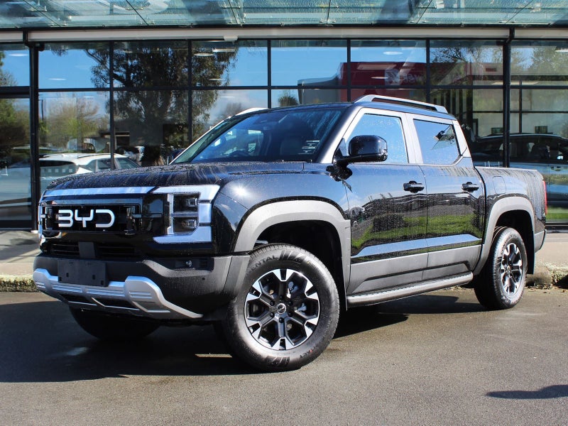 2025 BYD Shark 6 Premium PHEV AWD UTE image 1