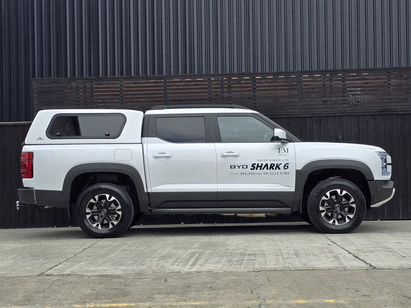 2025 BYD Shark 6 Premium Phev Awd Ute image 2