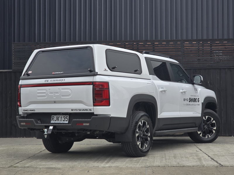 2025 BYD Shark 6 Premium Phev Awd Ute image 3