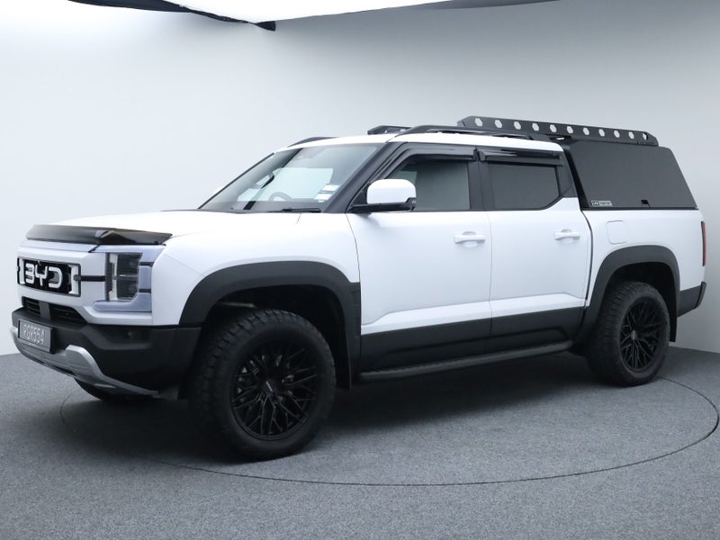 2025 BYD Shark 6 Premium Phev Awd Ute image 3