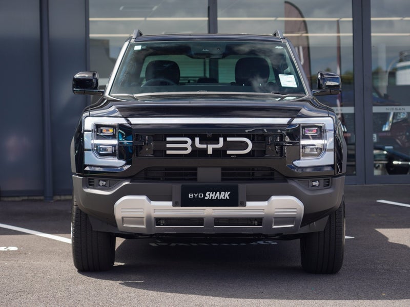 2025 BYD Shark 6 Premium Phev Awd Ute image 2