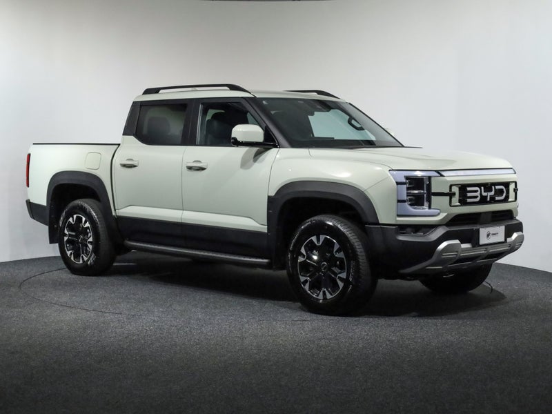 2025 BYD Shark 6 Premium PHEV UTE image 1