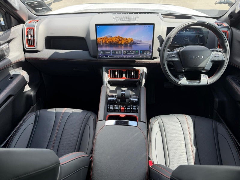 2025 BYD Shark 6 Premium PHEV UTE image 3