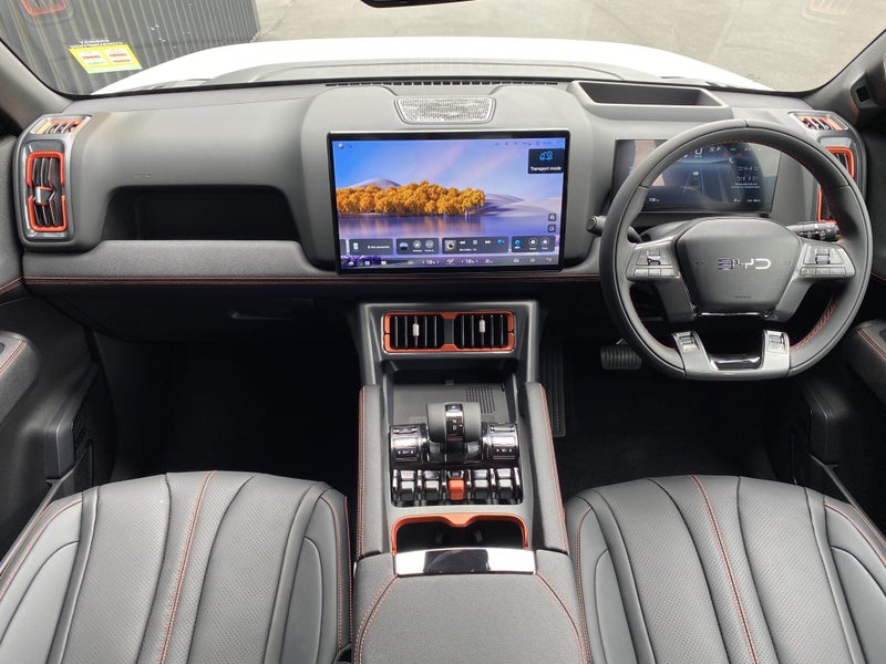 2025 BYD Shark 6 Premium PHEV UTE image 3