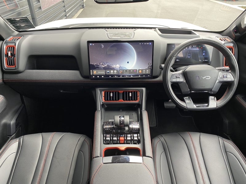 2025 BYD Shark 6 Premium PHEV UTE image 3