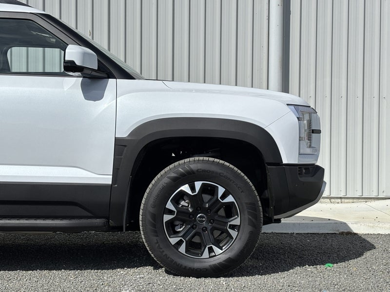 2025 BYD Shark 6 Premium PHEV Ute AWD image 4