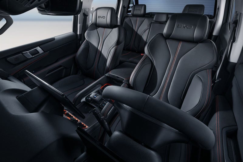 2025 BYD Shark 6 SUPER HYBRID AWD UTE image 2