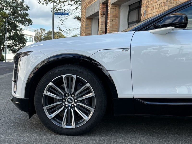 2025 Cadillac LYRIQ Sport image 5