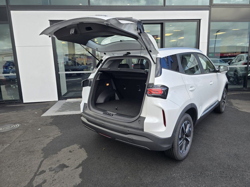 2025 Chery Tiggo 4 1.5PHT ULTIMATE image 4