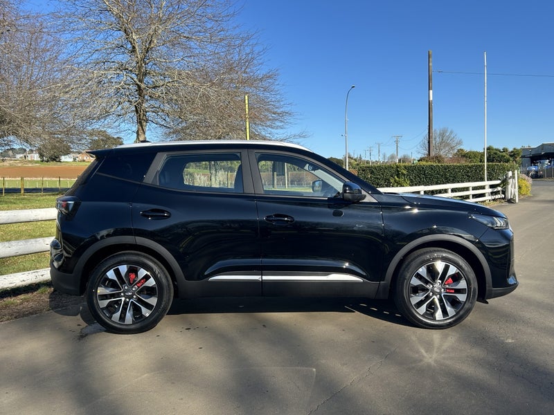2025 Chery Tiggo 4 1.5T CVT Ultimate 2WD image 3