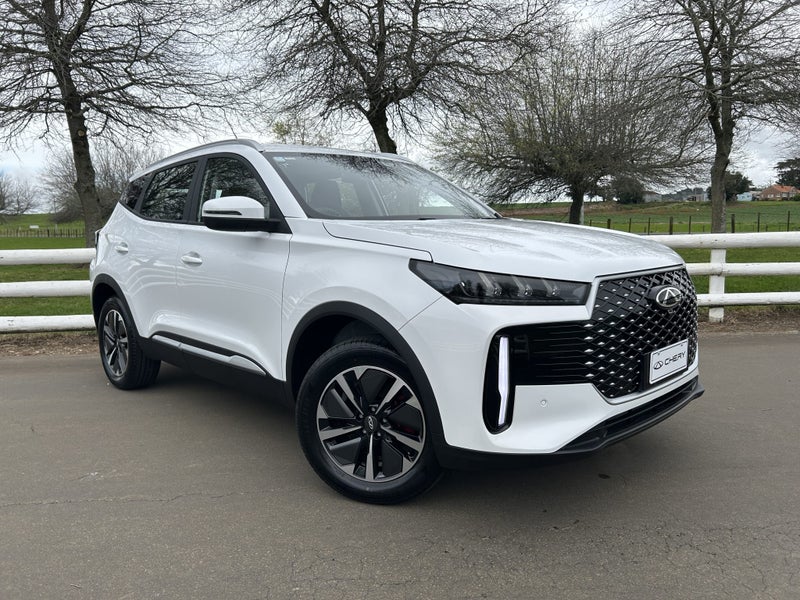 2025 Chery Tiggo 4 1.5T Ultimate Hybrid 2WD image 1