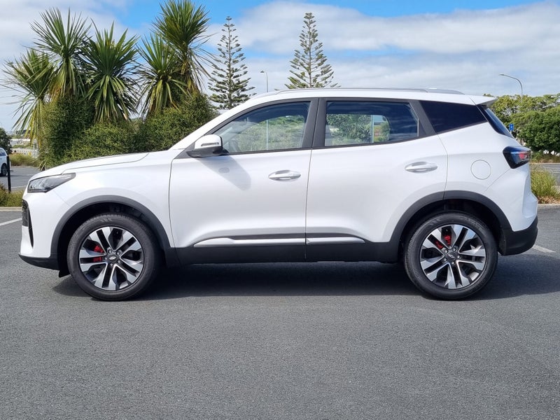 2025 Chery Tiggo 4 Pro Ultimate 1.5Pt/Cvt image 3