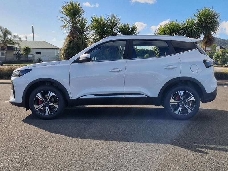 2025 Chery Tiggo 4 Pro Urban 1.5Pt/Cvt image 3