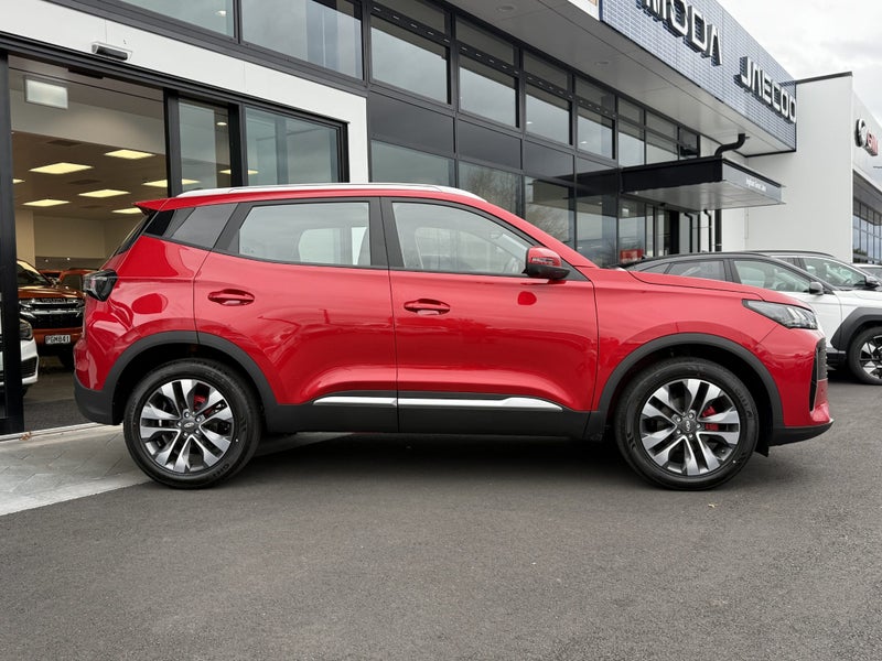 2025 Chery Tiggo 4 ULTIMATE 1.5PT/CVT image 3