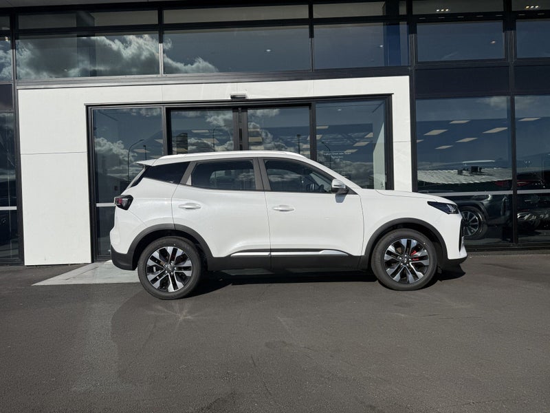 2025 Chery Tiggo 4 ULTIMATE 1.5PT/CVT image 2