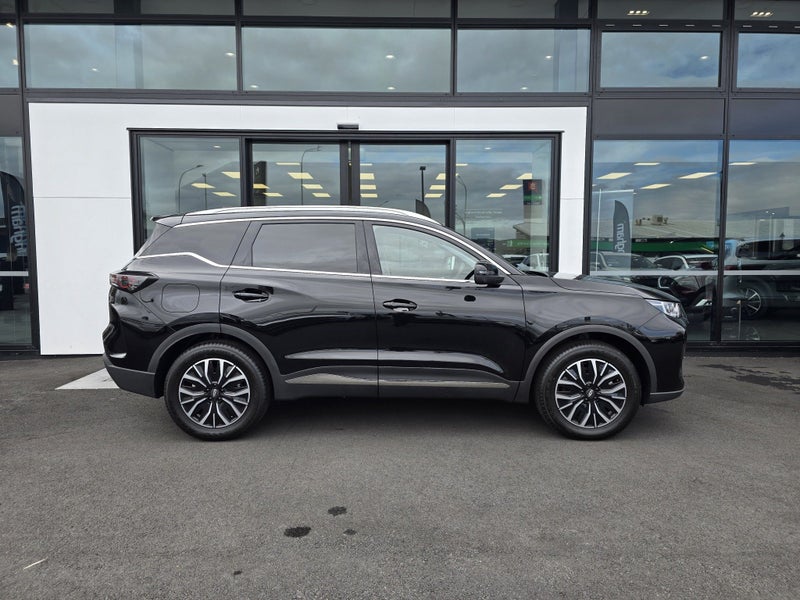 2025 Chery Tiggo 7 ULTIMATE PHEV/7AT image 2