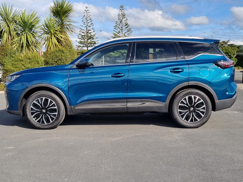 2025 Chery Tiggo 7 Ultimate PHEV/7At image 3