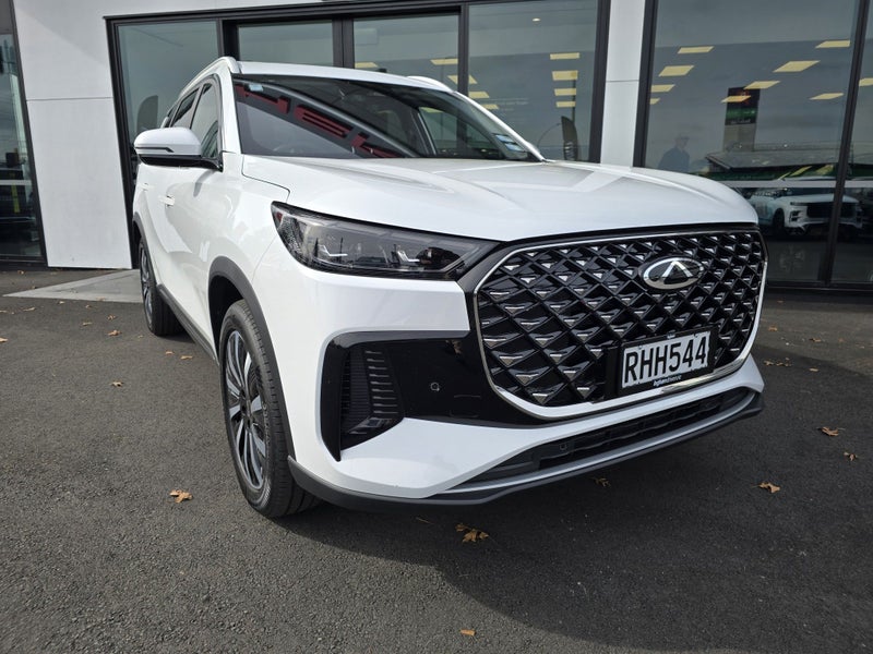 2025 Chery Tiggo 8 ULTIMATE PHEV/7AT image 2