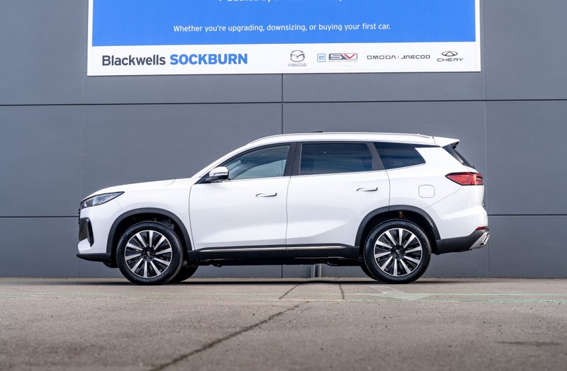 2025 Chery Tiggo 8 Ultimate Phev/7At image 3