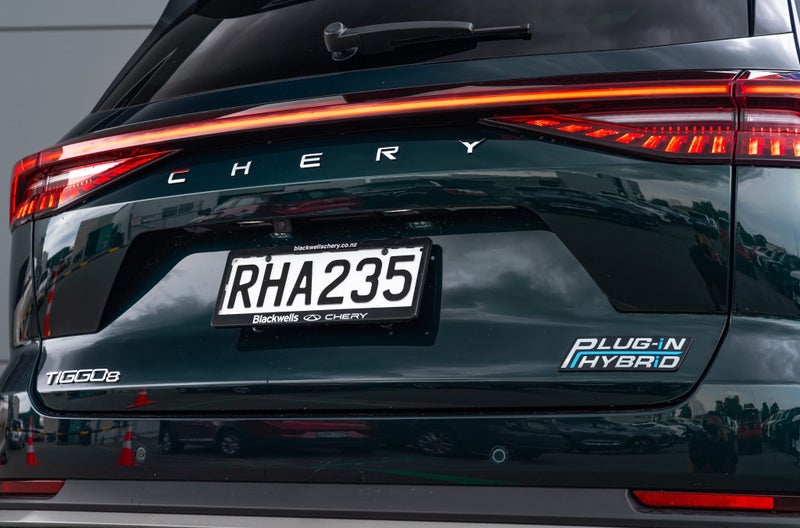 2025 Chery Tiggo 8 Ultimate Phev/Hd Csh image 4