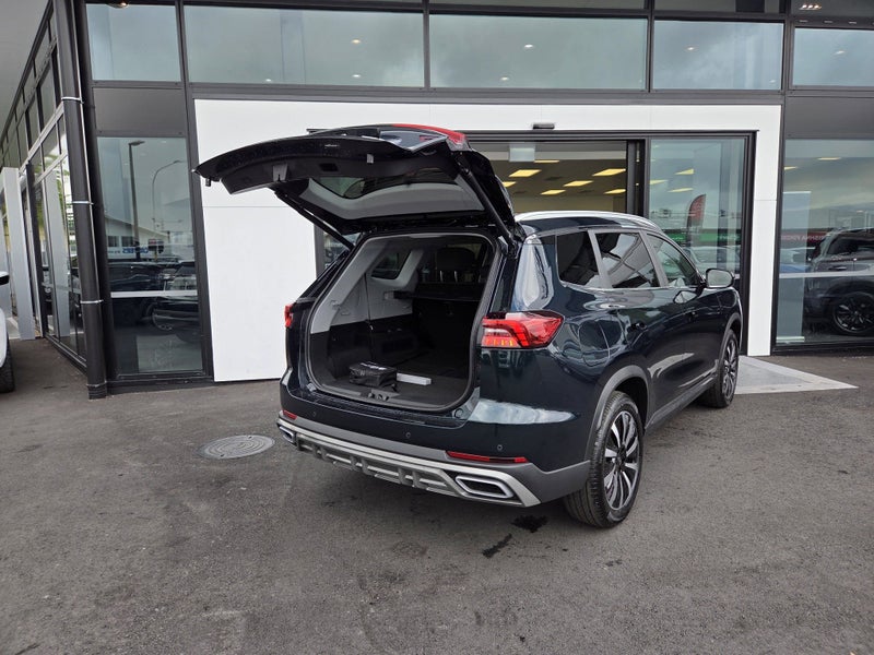 2025 Chery Tiggo 8 ULTIMATE PHEV/HD CSH image 4